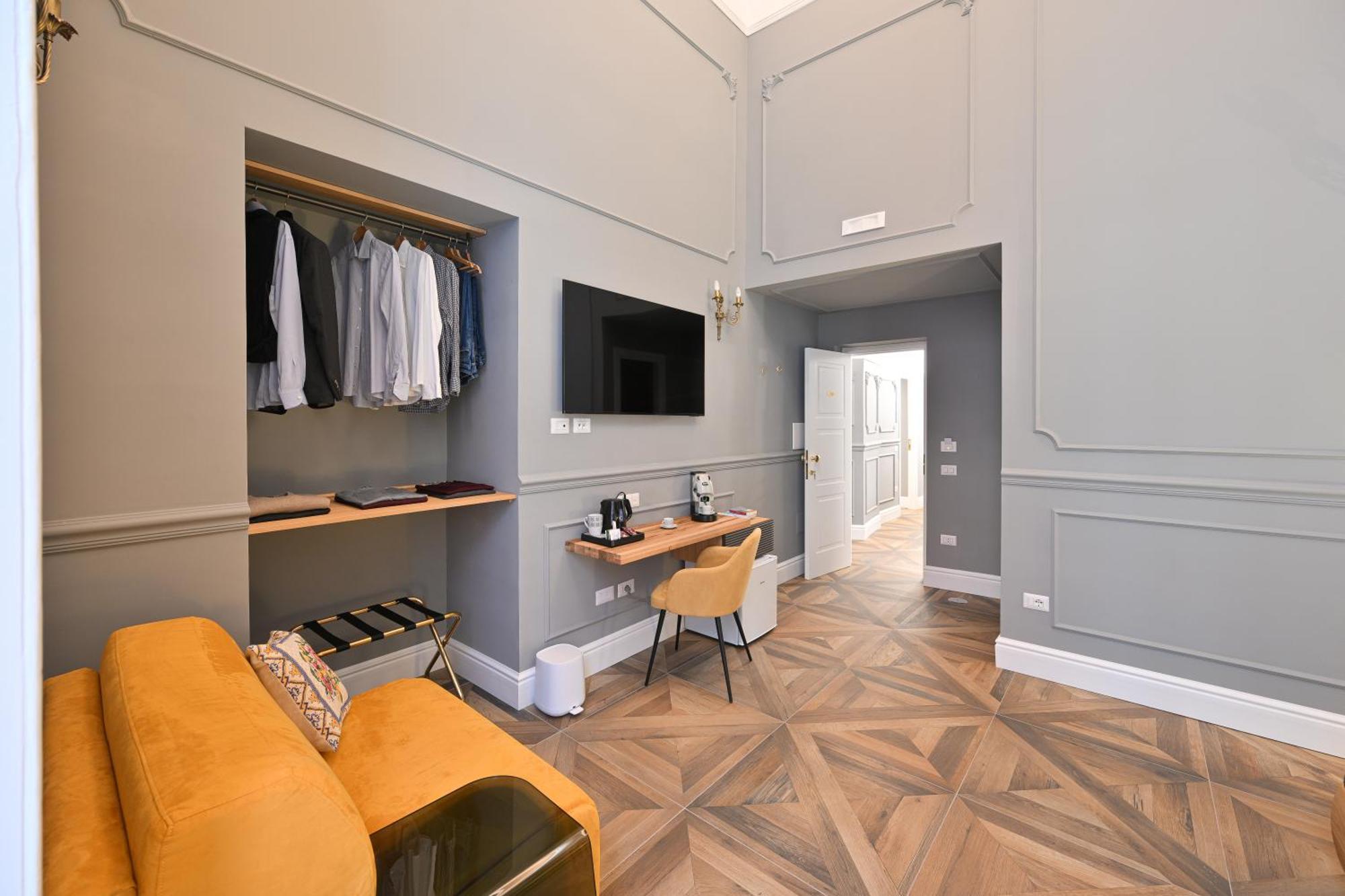 Toledo 424 Suite Naples Exterior photo